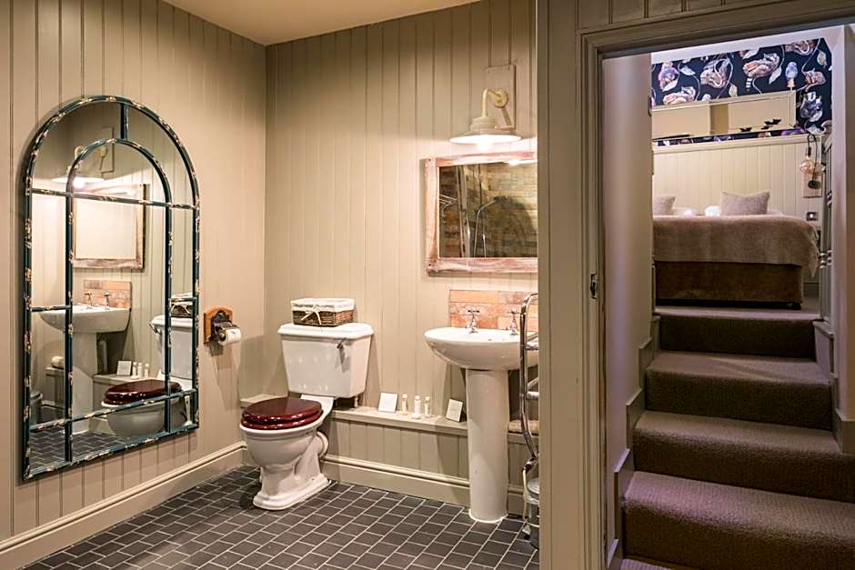 The Angel & Blue Pig