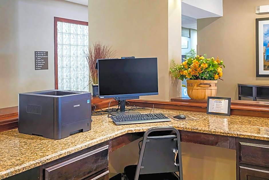 Comfort Suites Dallas Park Central