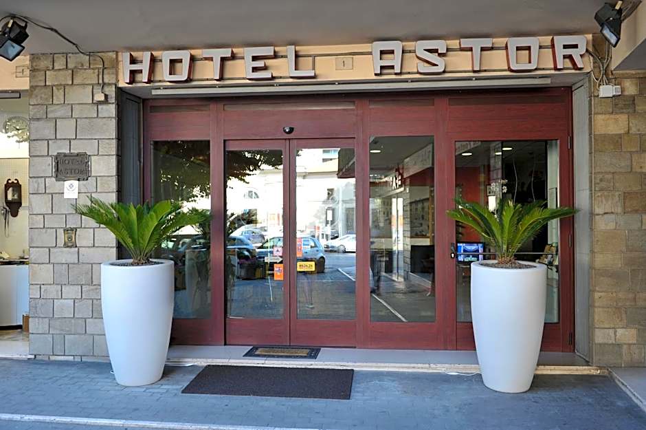 Hotel Astor