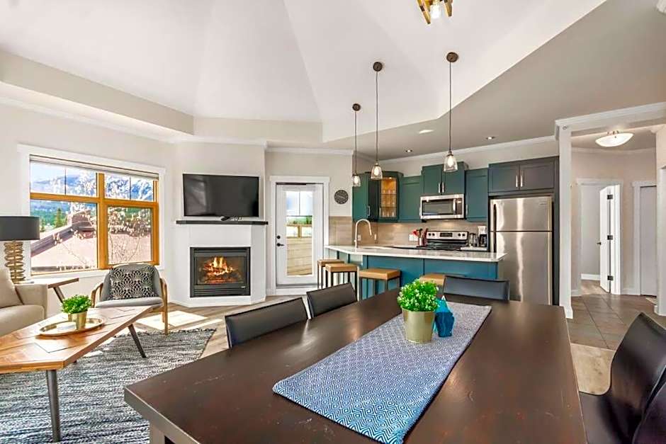 The Grand Escape Downtown Canmore