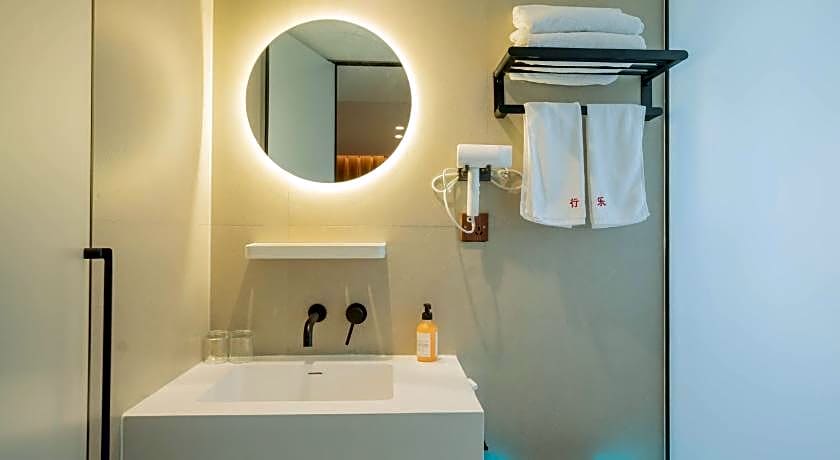 Xingle Hotel(Suzhou Guanqian Street Pingjiang Road)