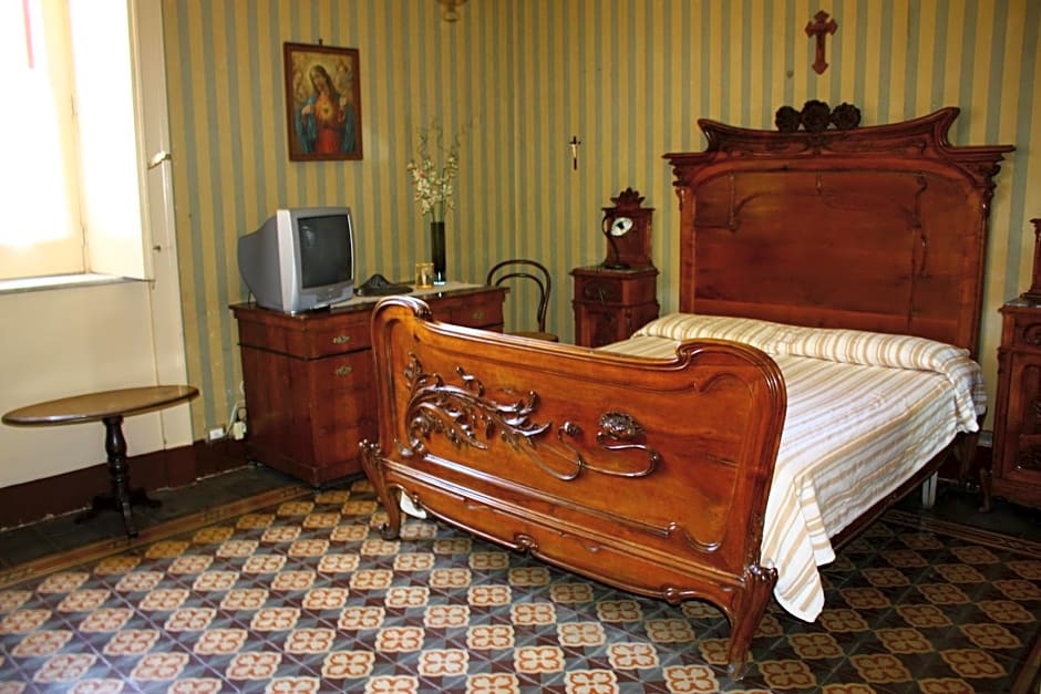 Bed & Breakfast Sotto I Pini – Zafferana, CA