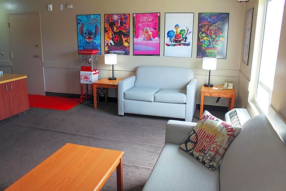 Super 8 by Wyndham Edmonton South