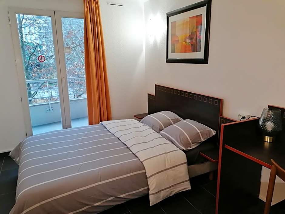 Appart Hotel La Defense