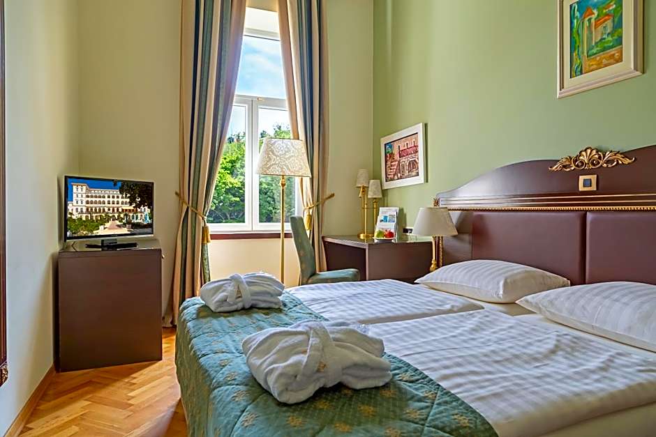 Hotel Kvarner Palace