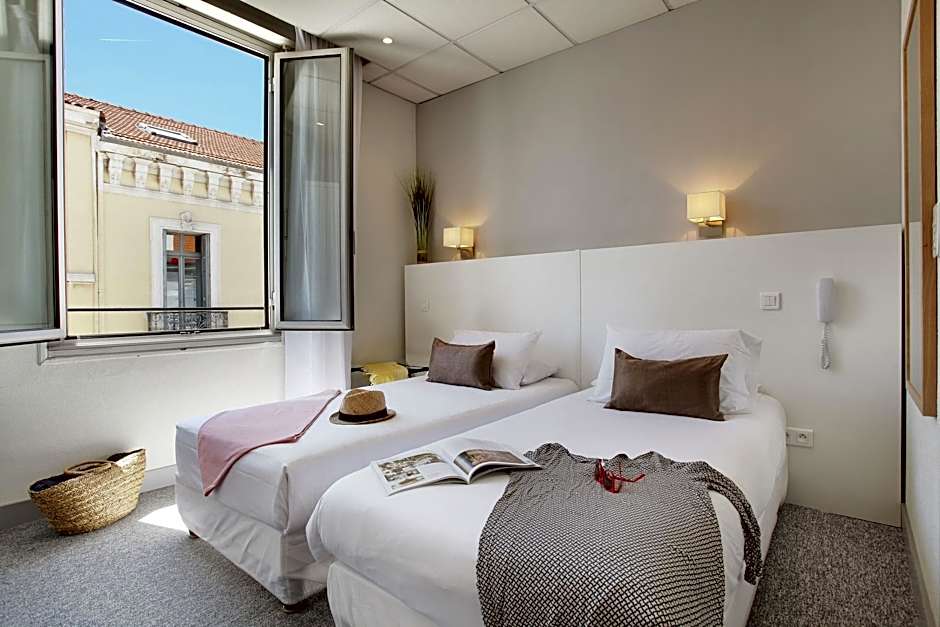 Hotel P.L.M.