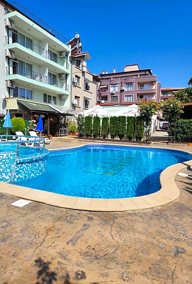 Mirana Family Hotel