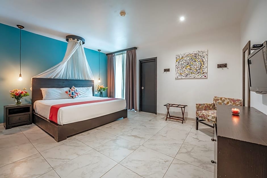 Soho Playa Hotel
