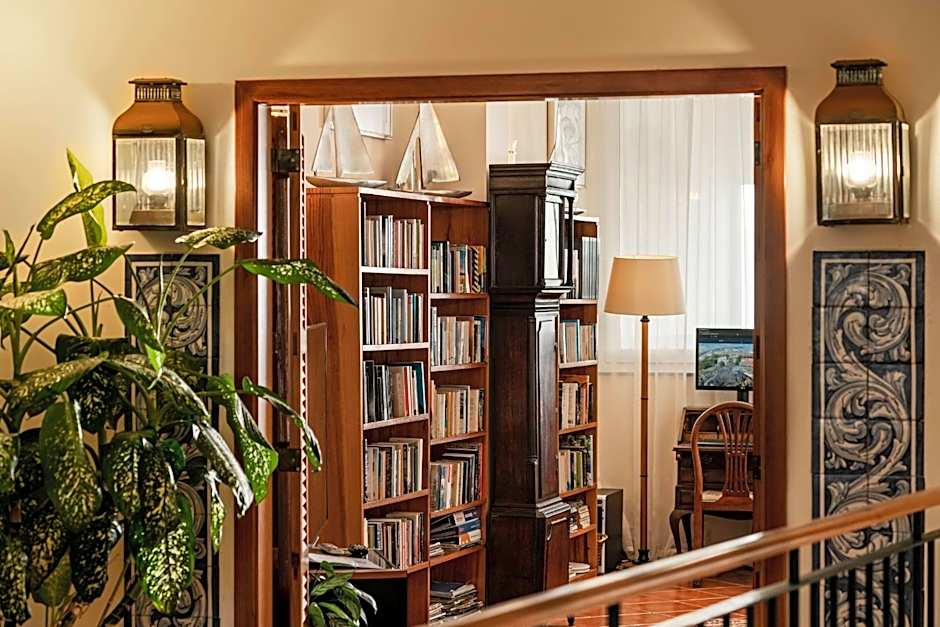 Albatroz Beach & Yacht Club