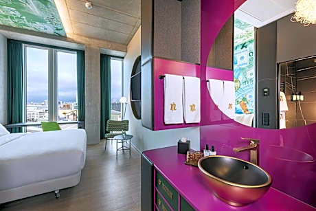 nhow Room
