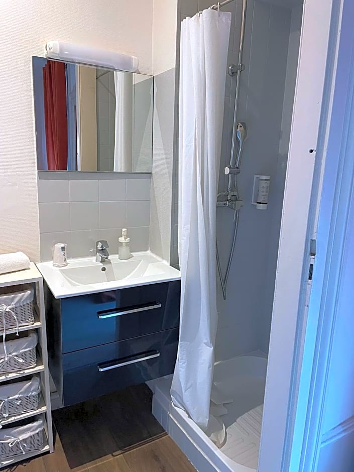 Authentic by Balladins, Hôtel Le Carré d'Aix