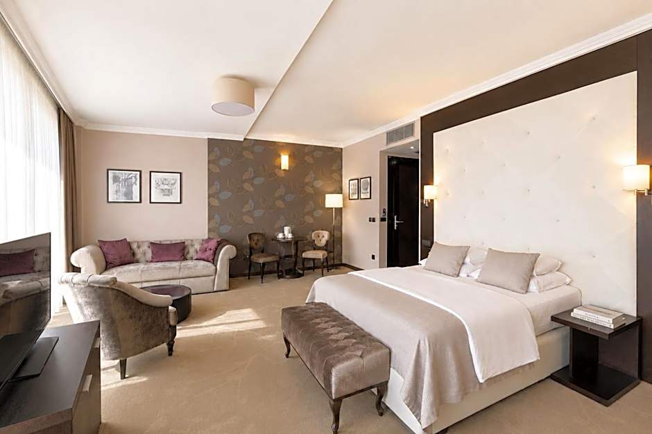 Hotel Constantine the Great