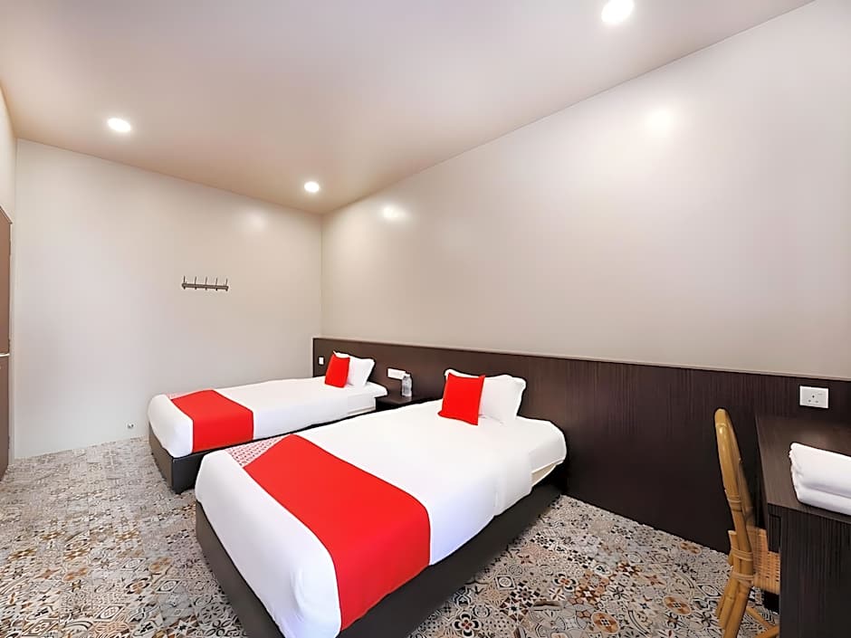 OYO 507 Aikka Hotel
