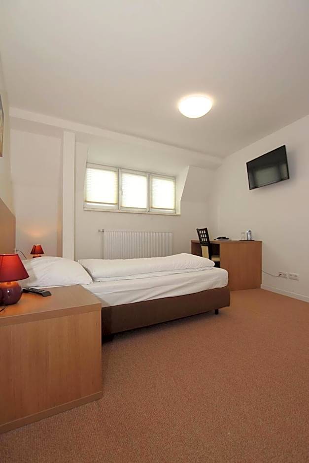 Apartment Hotel am Sand 24H