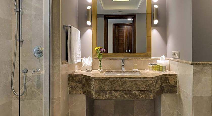 DoubleTree by Hilton Van