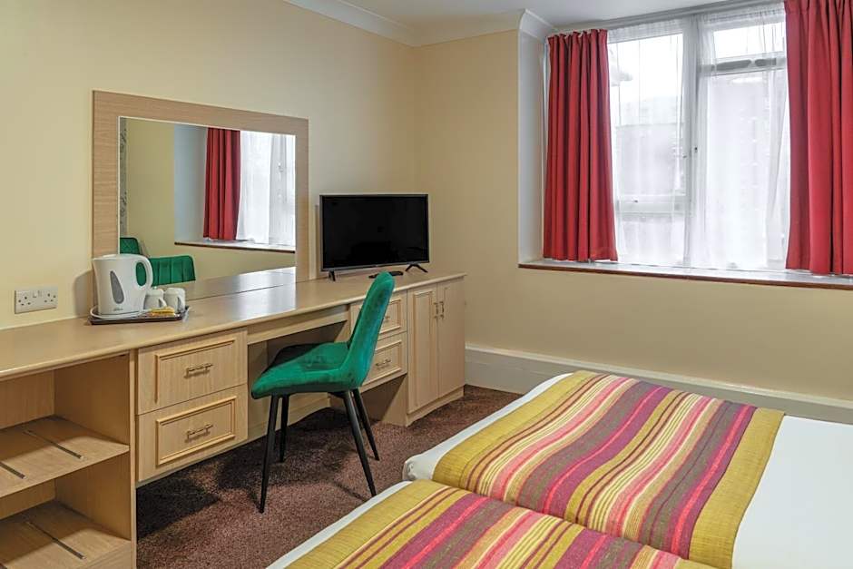 Heathlands Hotel