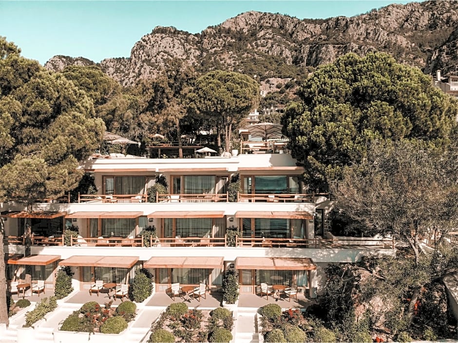 Perios Beach House - Adults Only