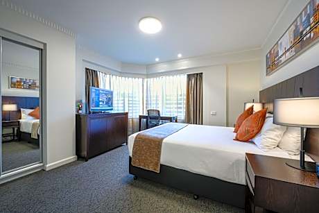 Executive Queen Room