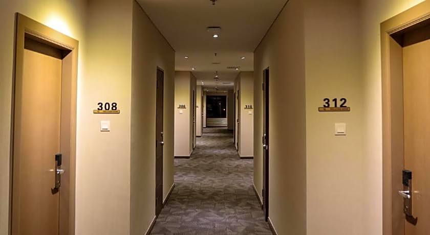 D ELEGANCE GRAND BANDAR SERI ALAM