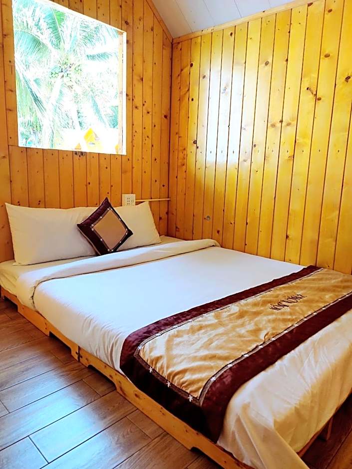 Photo 1 of 10 of 1 Bedroom Chalet