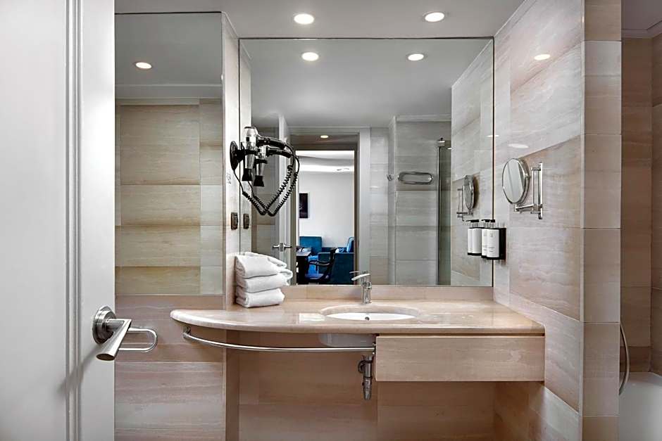 Apartaments-Hotel Hispanos 7 Suiza