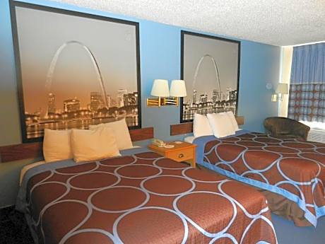 Queen Room with Two Queen Beds - Smoking
