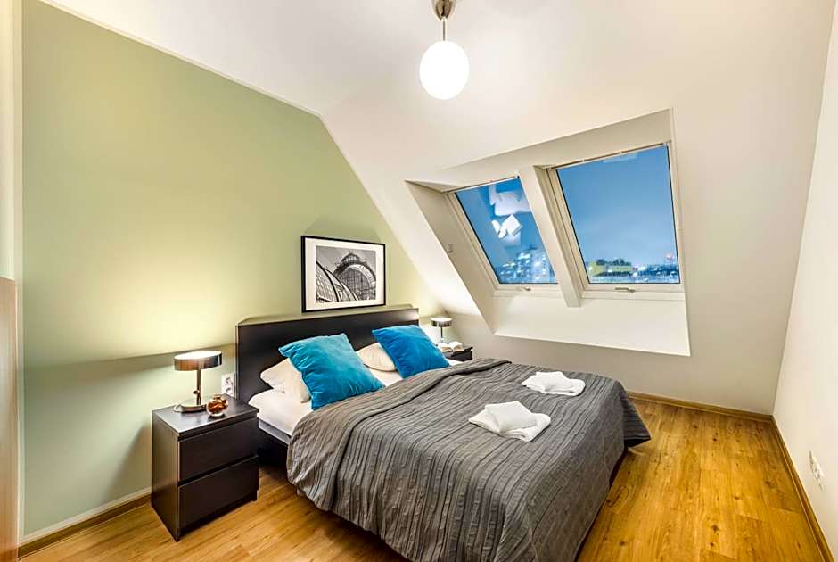 Jimmy's Apartments Lory