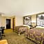 Super 8 by Wyndham Lexington/Hamburg Area