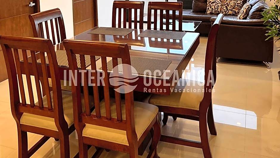 Pool with the best view of the Marina Mazatlán