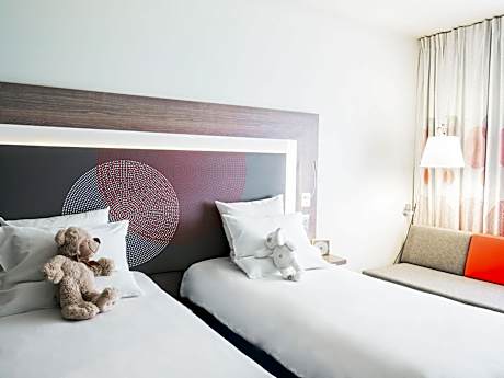 Executive Room with Twin Beds