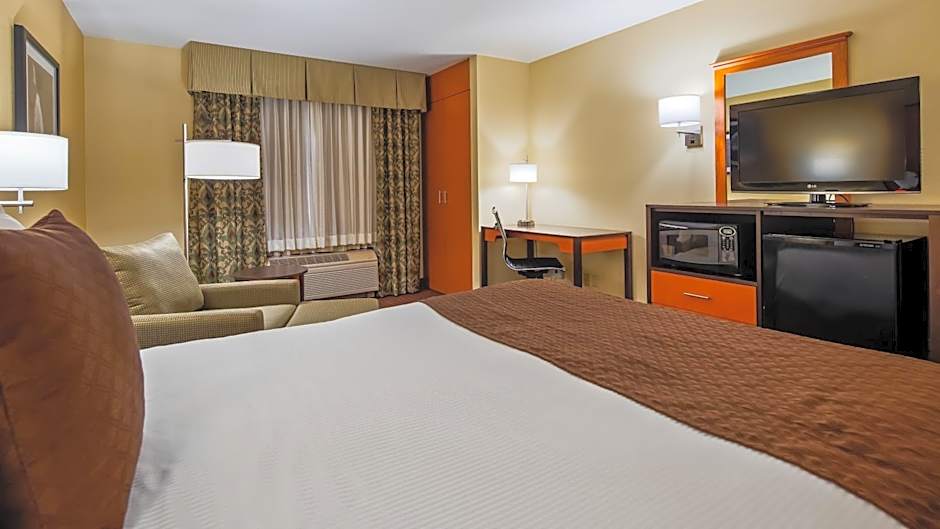 Best Western Cascade Inn & Suites