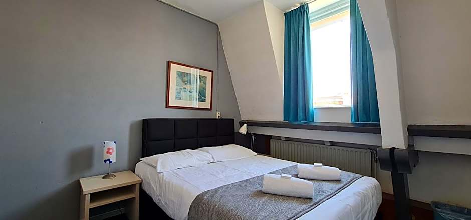 Euphemia Budget Old City Canal Zone