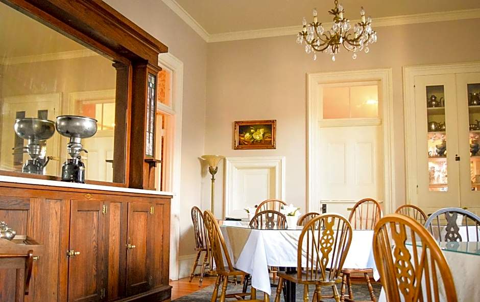 McCall House Boutique Hotel