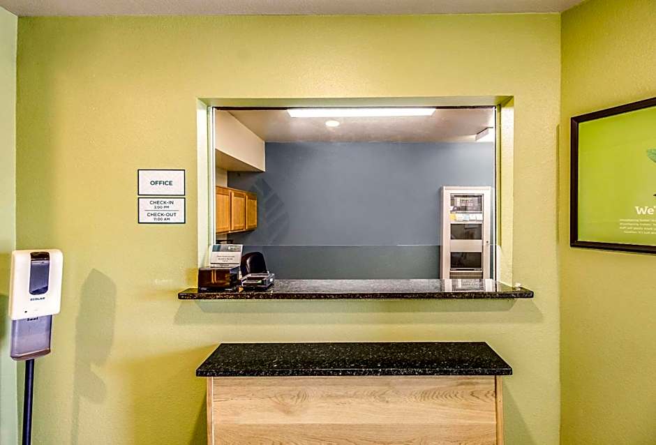 WoodSpring Suites Houston Baytown