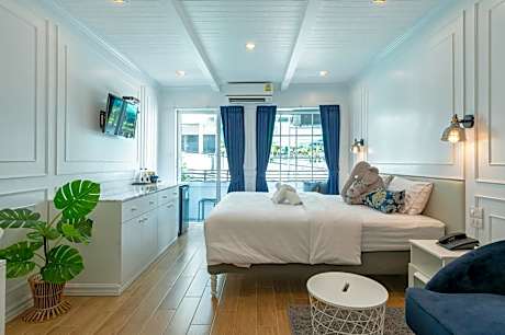 Suite Room with Balcony