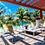 Azul Villa Esmeralda, by Karisma