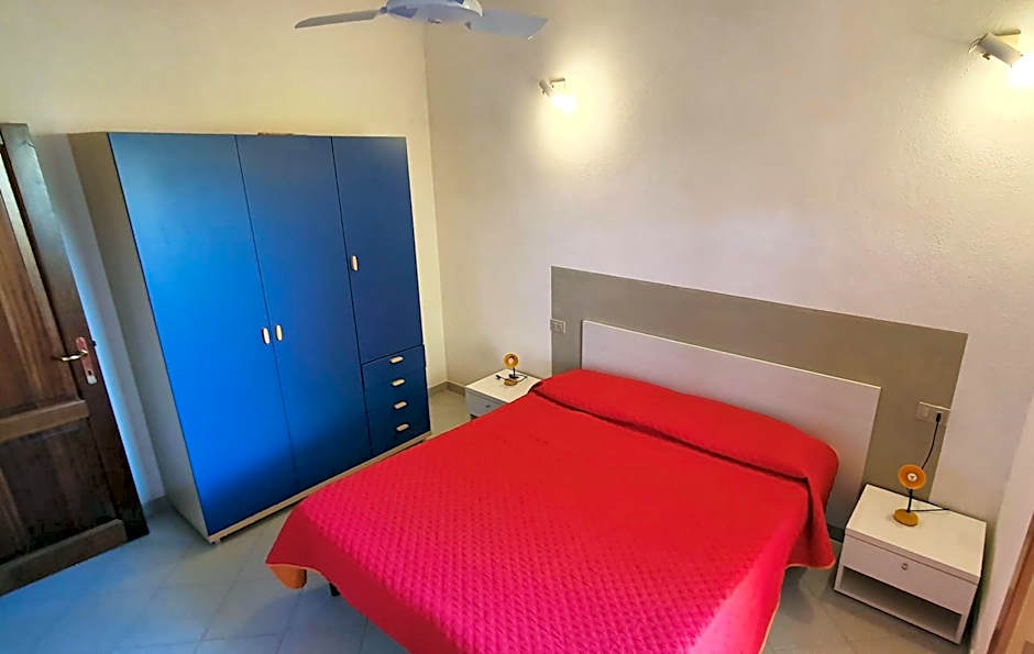 ISS Travel, L'Avru - 700 m from La Cinta beach