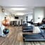 Delta Hotels by Marriott Vancouver Downtown Suites