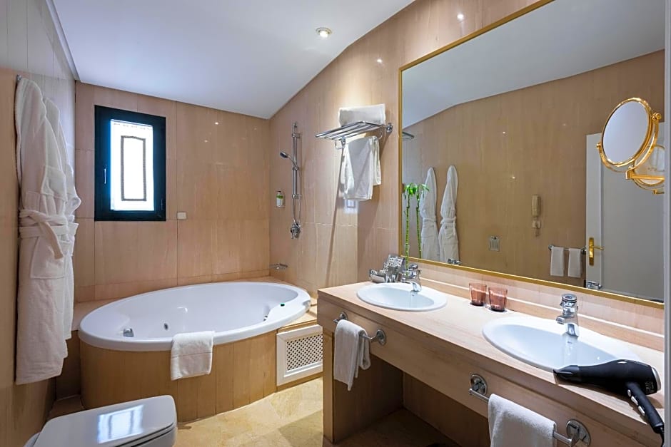 Hotel Mérida Medea Affiliated by Meliá