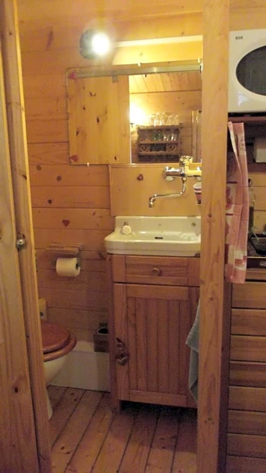 Au Cabanon Chez Nath - chbre d'hôtes