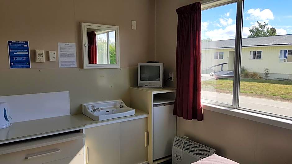 High Country Lodge, Motels & Backpackers