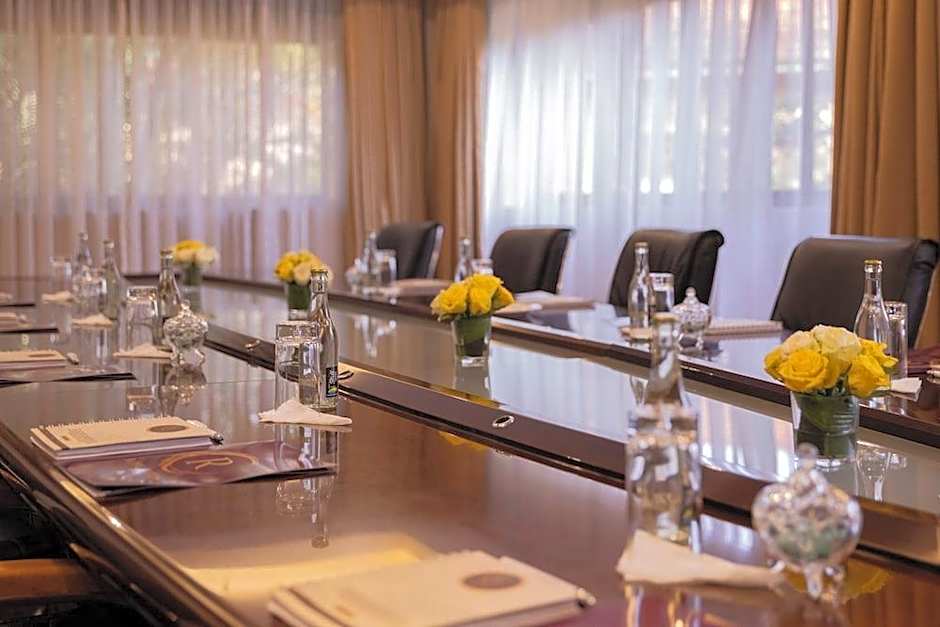Royal Suites