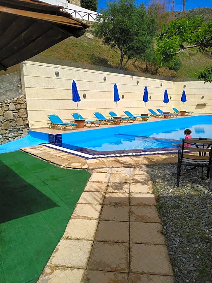 Sfinias Apartments