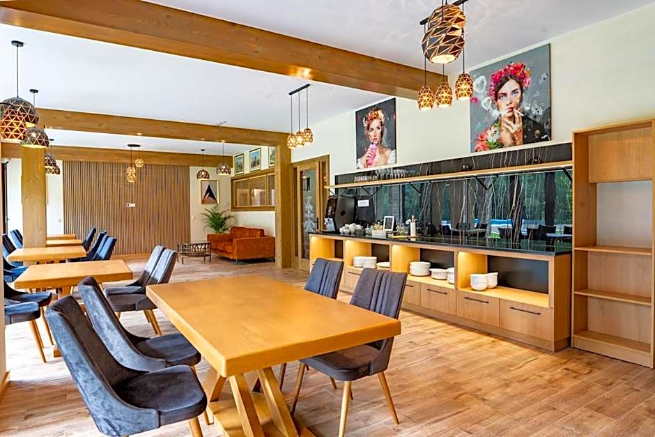 Apartamenty Mariza Szczawnica Jaworki - Duży Basen Zewnętrzny Podgrzewany do 25C