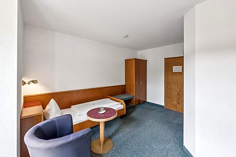 NEU Apart-Hotel Kraut 24-7 Check In Nähe Messe-Airport