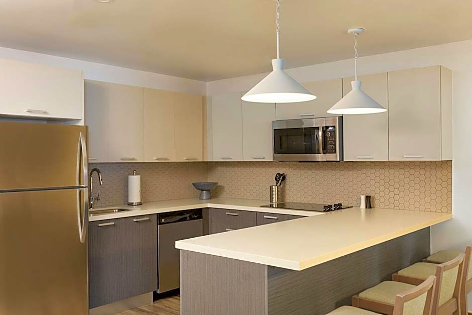 Casa Costera, Isla Verde, Apartments by Marriott Bonvoy