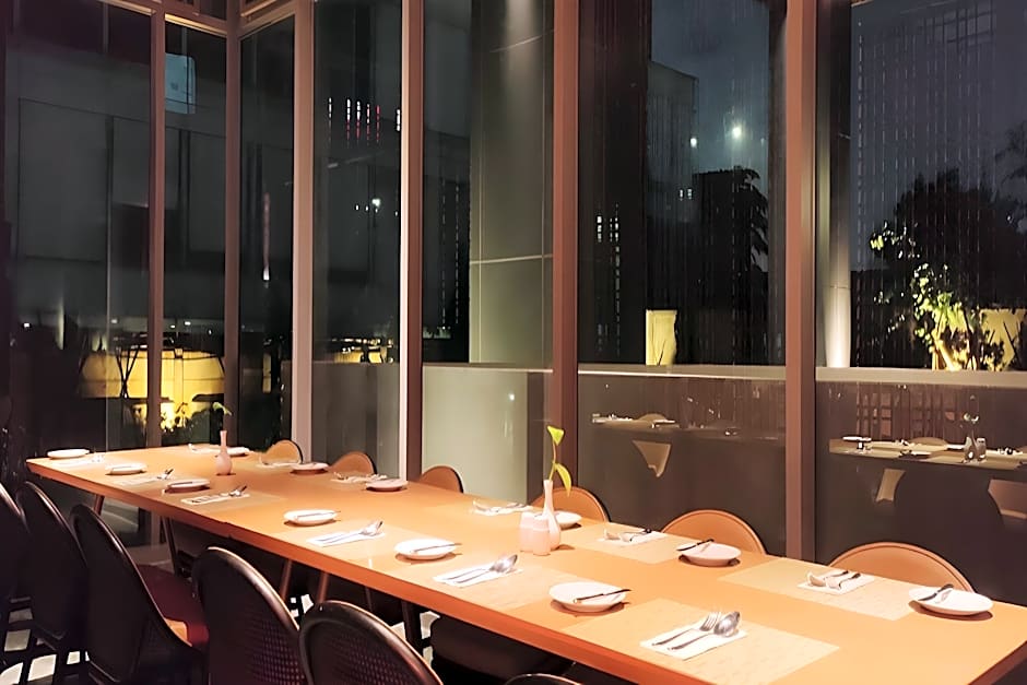 Ra Suites Simatupang