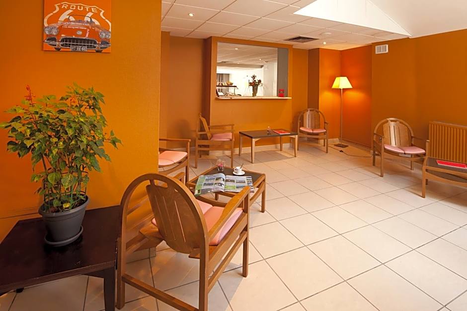 Villa Mariale by Popinns