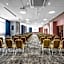 VILNIUS PARK PLAZA HOTEL, Restaurant & Terrace, Panorama Bar, Conference & Banquet Center
