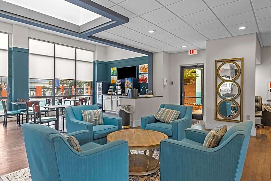 Garnet Inn & Suites, Morehead City near Atlantic Beach 